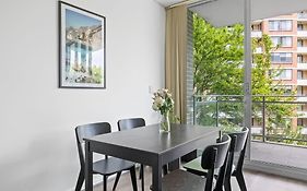 2Br Apt In Strathfield Sleeps 6
